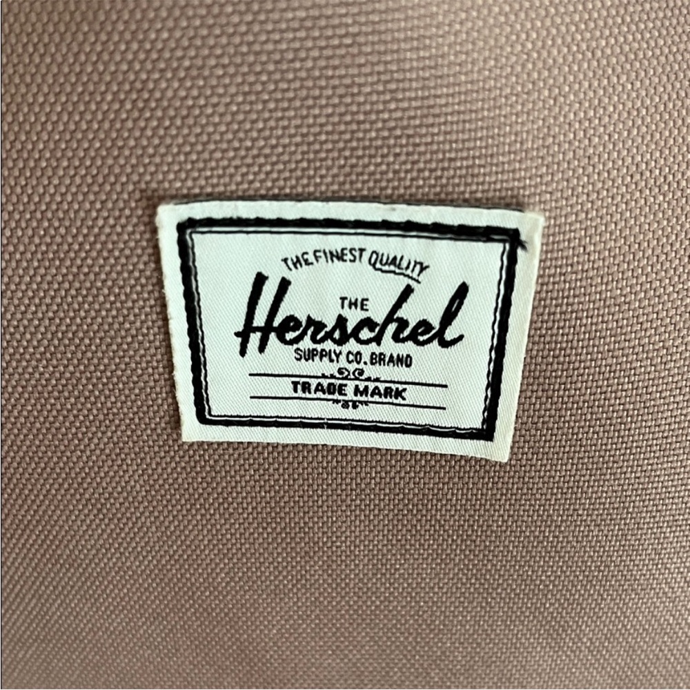 Herschel Supply Company Mica Ash Rose Tote - NWOT - Picture 3 of 5